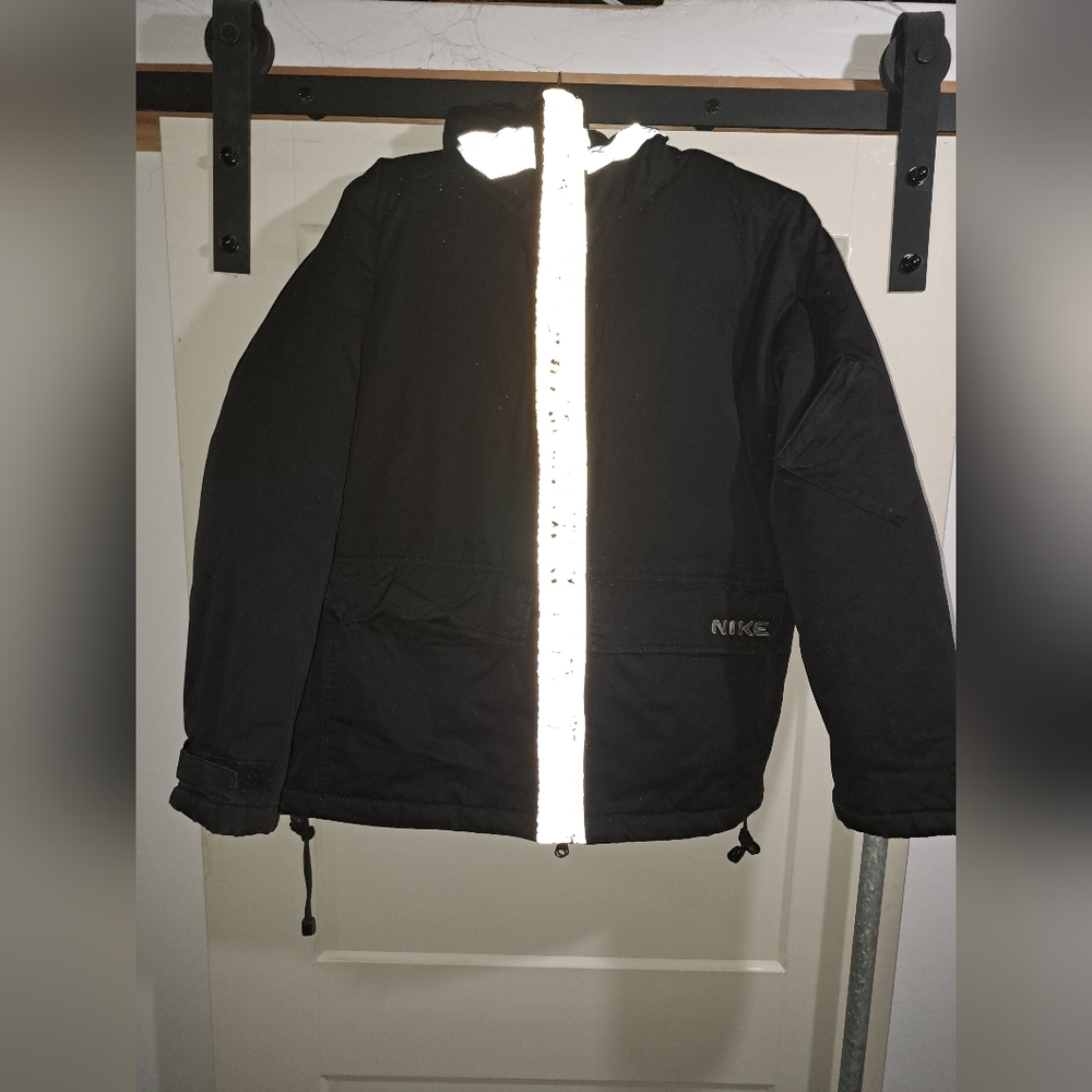 Vintage Nike reflectant winter jacket